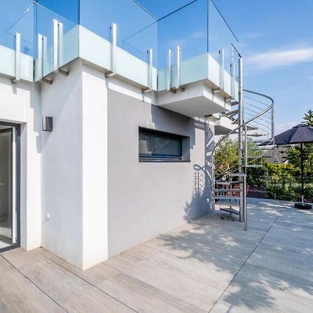 Mf Villa Nuvola 希欧福克 外观 照片